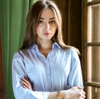 Луцив Юлия