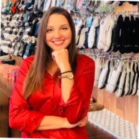 Juliana Lotti Canineo