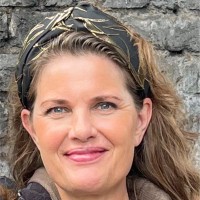Annette Bay