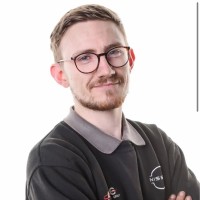 Charlie Pearson, Amimi