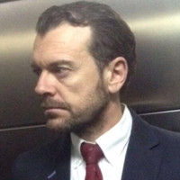 Javier Montesinos uso