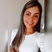 Letícia Oliveira