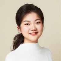 Elina Huang