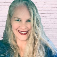 Shondra Zinnecker