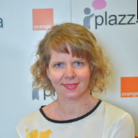 Larisa Bucur
