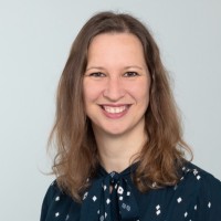 Dr. Leona Trübe