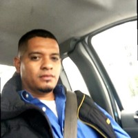 Oscar Flores de Leon