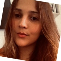 Poliana Abreu