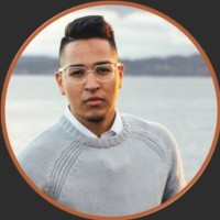 Adrian Falcón