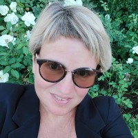 Mireille Levert