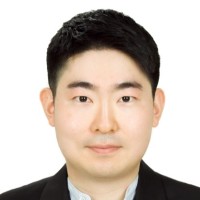 Jinseong Lee