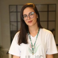 Júlia Santos Gonçalves