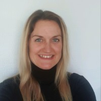 Natalie Holbrook
