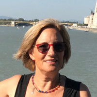 Suzanne Carioto