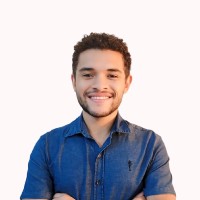 Kayron Bragança