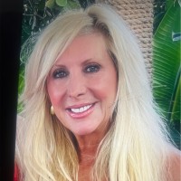 Andrea Hill