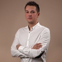 Botond Tapolczay