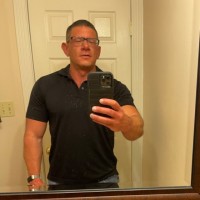 Aaron Hinkle