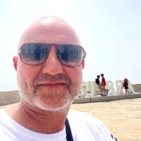 Jonathan Stringer