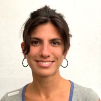Camila De Alzáa