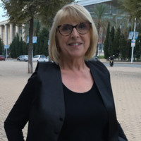 Olwyn Nelson