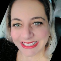 Simone Sato Navarro