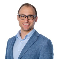 Ugnius Kasperavicius, Cfa, Fcca