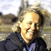 Delphine Perombelon