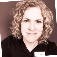 Stephanie Debo