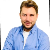 Ersay Di̇zman