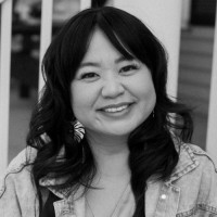 Sheng Lee Riechers, Emba