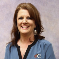 Janell Staggs , Thrp