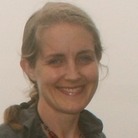 lia crompton