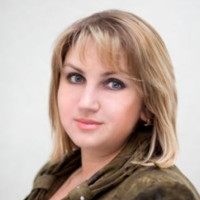 Лариса Резникова
