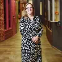 Paulien H. van Dam