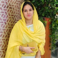 Nilofar Arshi
