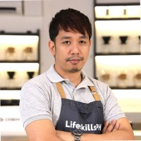 Aliuss Bernard Abrazado