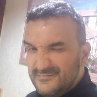 César Olaves