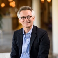 Arndt Schottelius, MD PhD