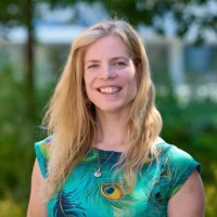 Berna De Vries
