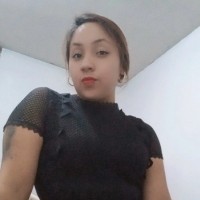 Eunice Ayona R.
