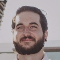 Ross Linnemanstons