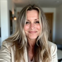 Jennifer Lang