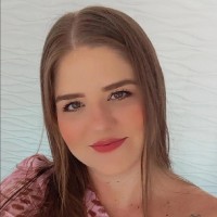 Letícia Schmidt