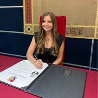Montserrat Aramburu Vázquez