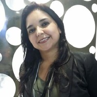 Queli Fernandes