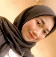 Rizqi Wahyuningrum