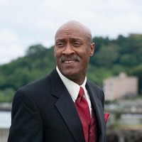 Earl Thompson
