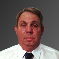 Everett Saunders