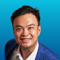 Aaron H Li